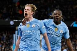 德布劳内回归赛场，惊险取胜首场状态亮眼，FPX观众沸腾！的简单介绍