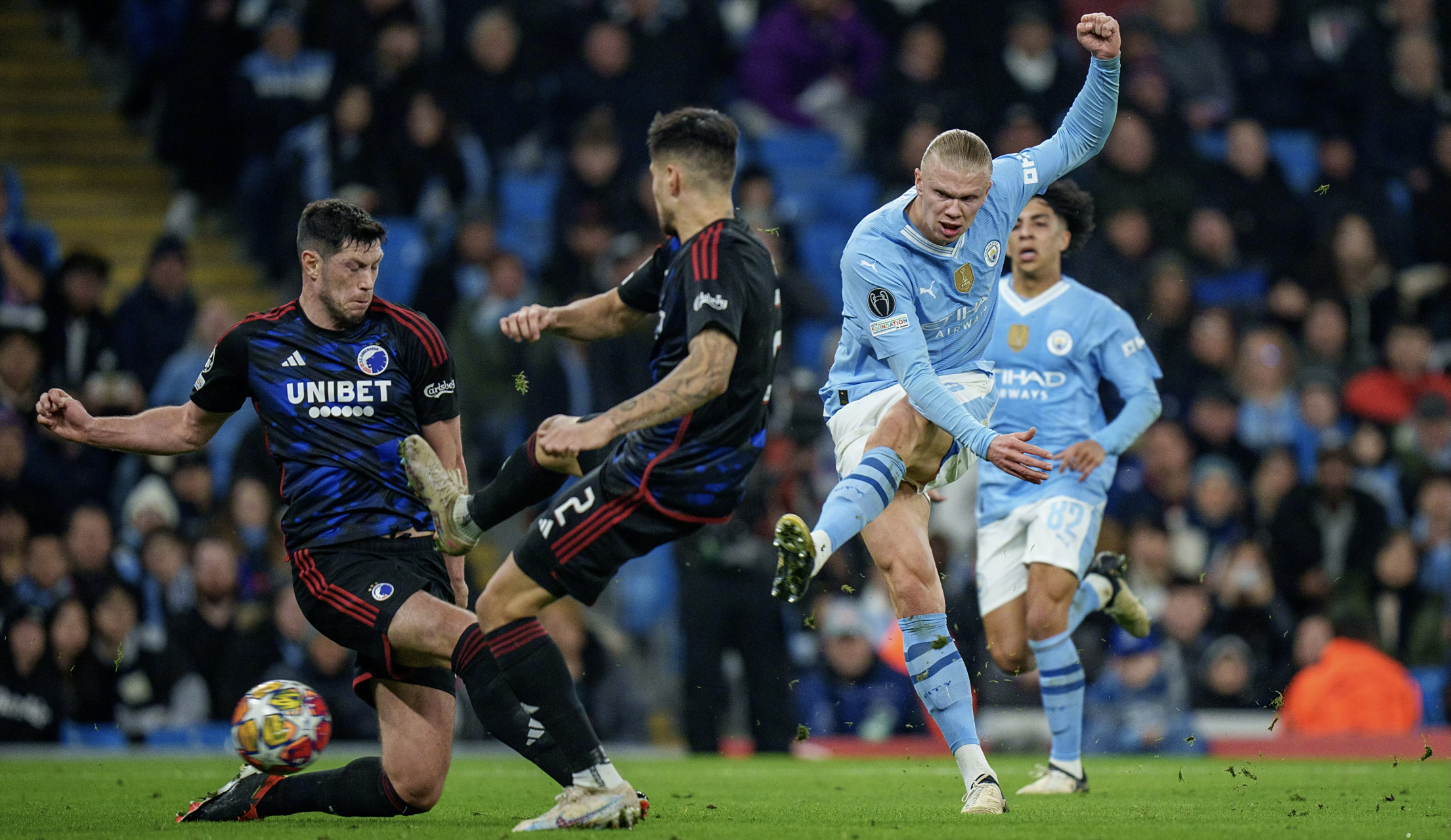 包含哈兰德回归赛场,大胜首场状态亮眼,塞尔维亚队观众沸腾!的词条 包含哈兰德回归赛场,大胜首场状态亮眼,塞尔维亚队观众沸腾!的词条